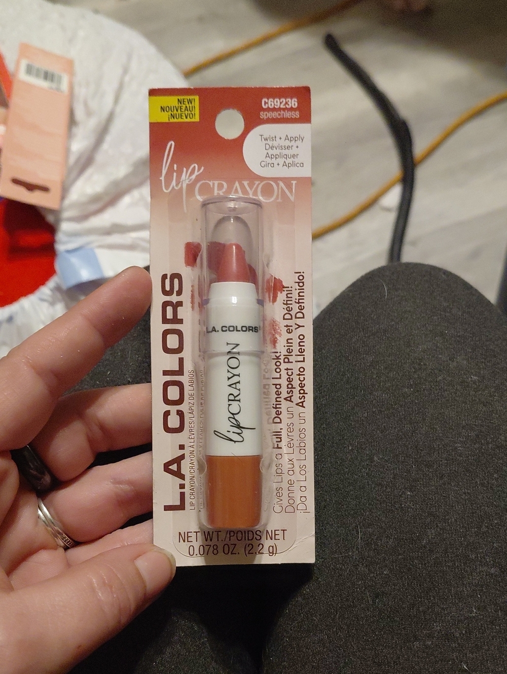 5/$10 Must Bundle L.A. COLORS Lip Crayon in Speechless - Warm Terracotta